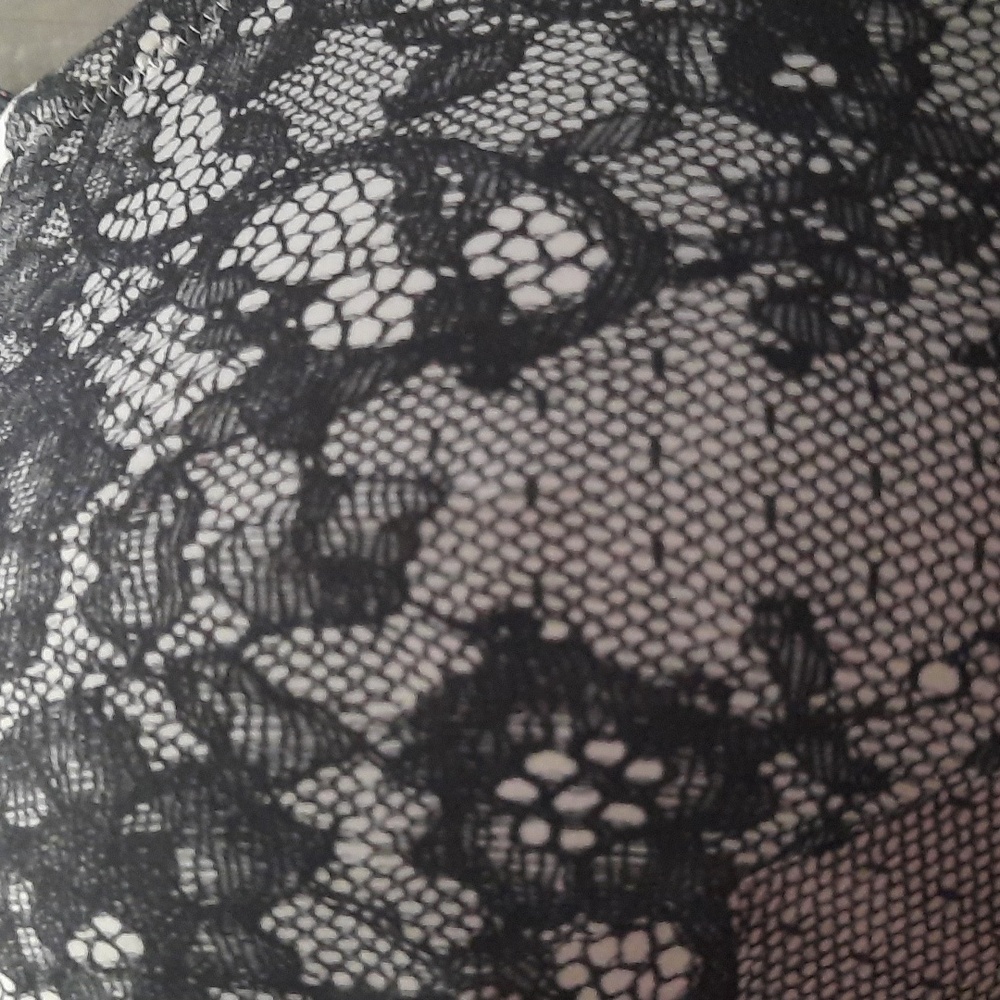 Victoria Secret Bra - Picture 2 of 4
